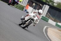 Vintage-motorcycle-club;eventdigitalimages;mallory-park;mallory-park-trackday-photographs;no-limits-trackdays;peter-wileman-photography;trackday-digital-images;trackday-photos;vmcc-festival-1000-bikes-photographs